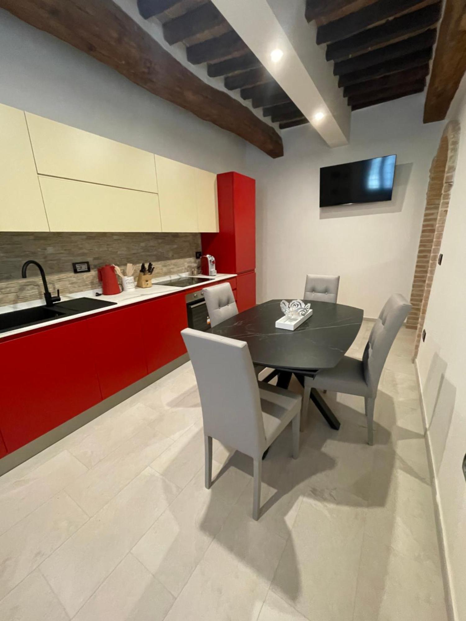 Apartment La Sulla Francigena