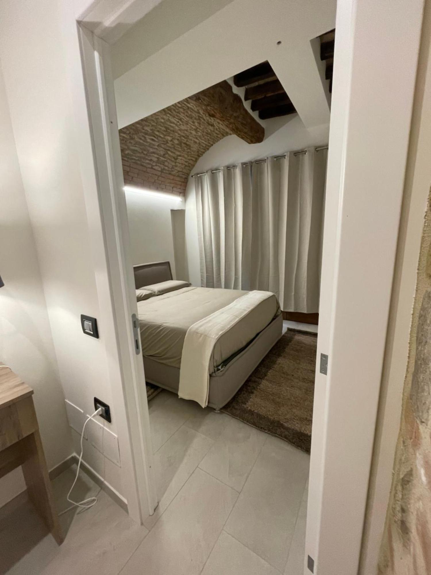 La Sulla Francigena Apartment Monteriggioni